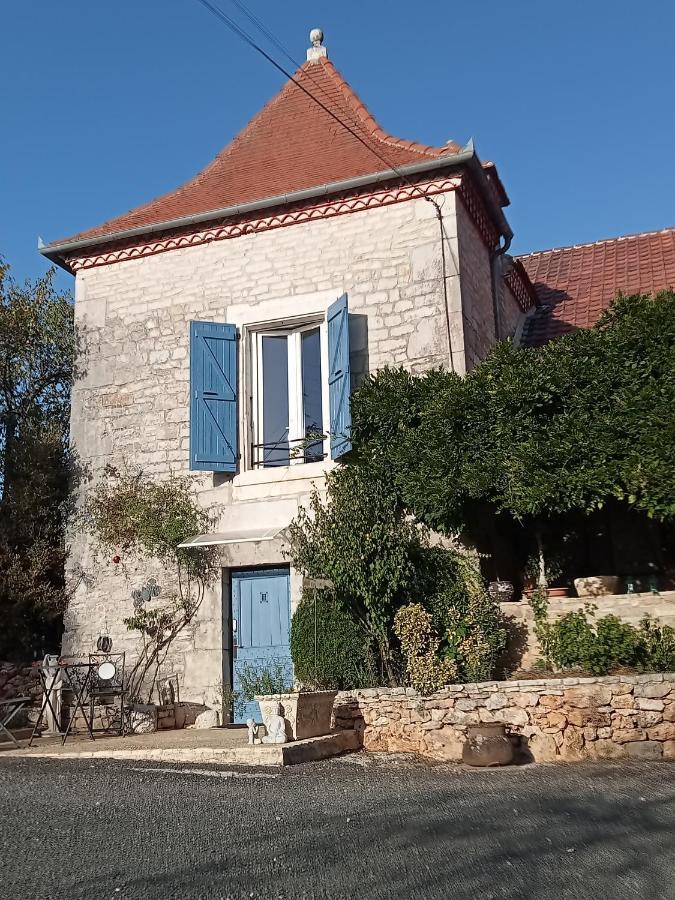 דירות גראמה La Tour Des Quatre Chemins מראה חיצוני תמונה