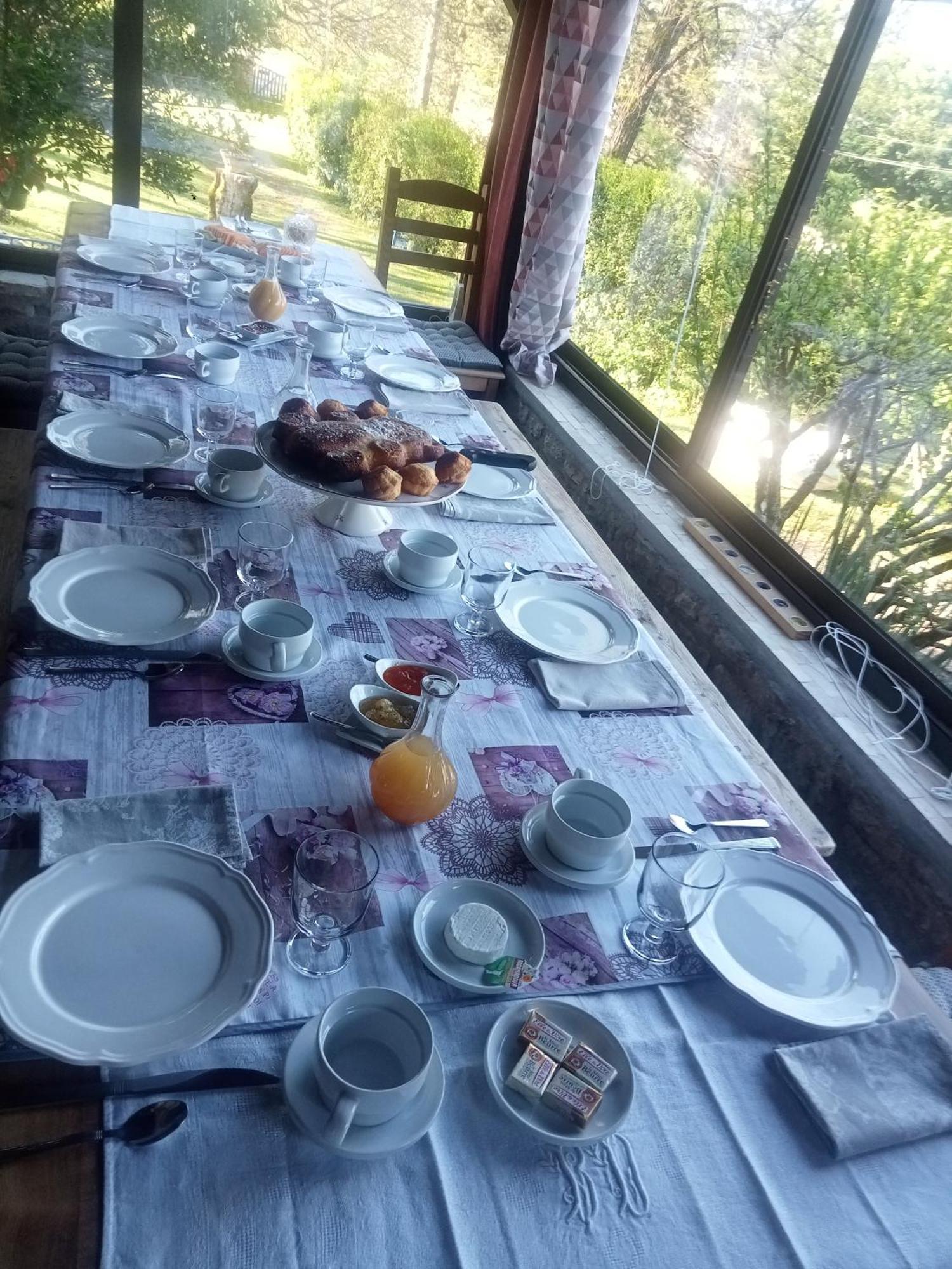 דירות גראמה La Tour Des Quatre Chemins מראה חיצוני תמונה